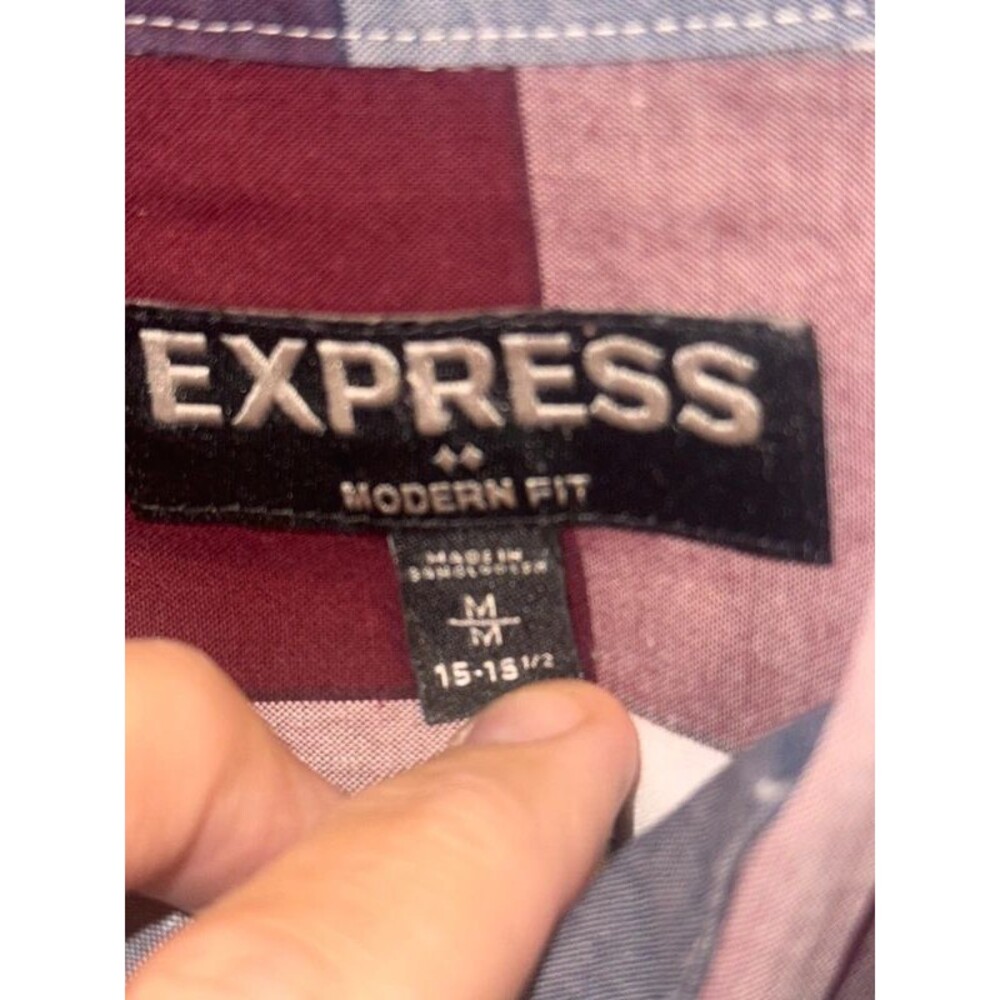 Men’s Express button down - Picture 2 of 2